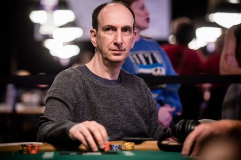 Eric Seidel osvojil že svojo deveto WSOP zapestnico in 977,842 $